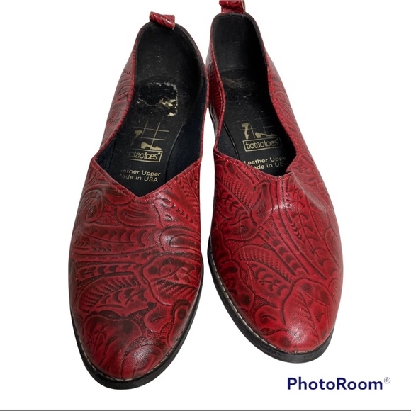 TicTacToes Leather 1-1/2” Heel Embossed 8M - Picture 5 of 6